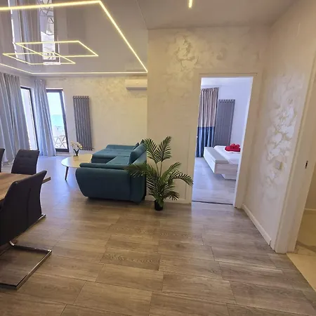 Luxury Front Seaview - Prima Linie Private Parking Năvodari